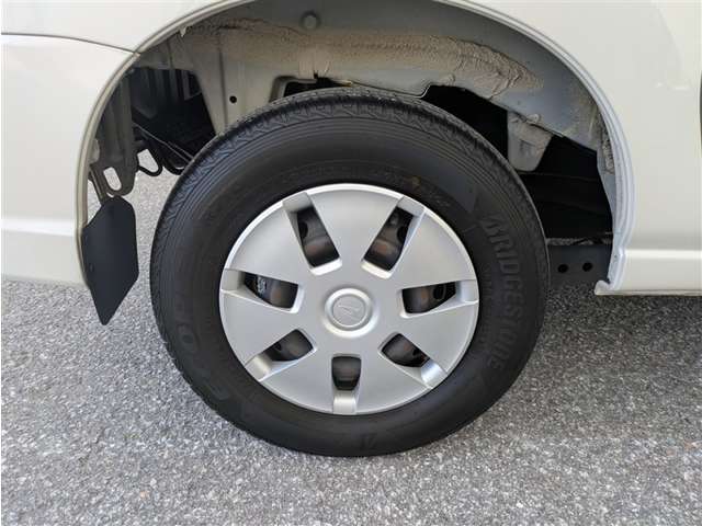 ダイハツ ハイゼットカーゴ