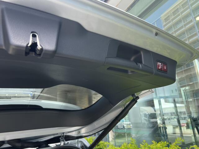 メルセデス・ベンツ GLB