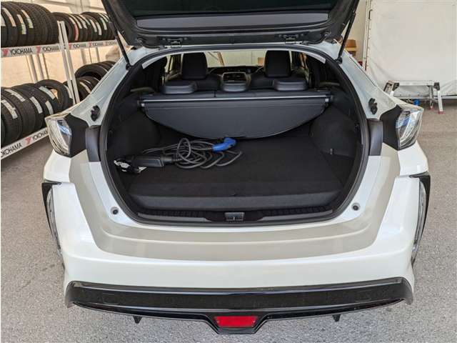 トヨタ プリウスPHV