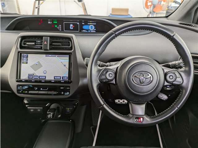 トヨタ プリウスPHV