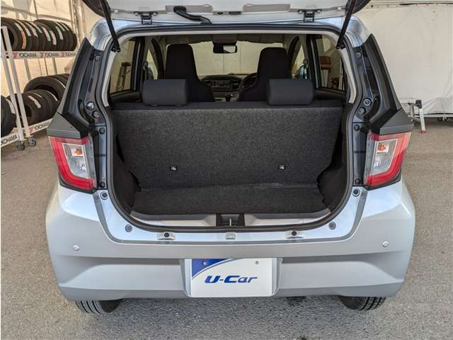 ダイハツ ミライース