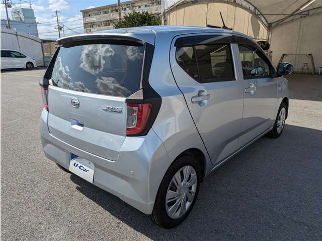 ダイハツ ミライース