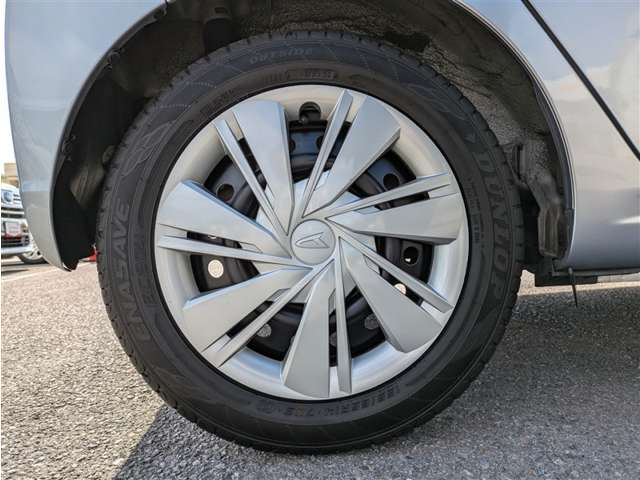 ダイハツ ミライース