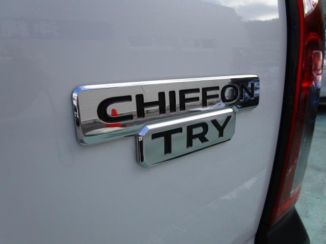 スバル シフォン