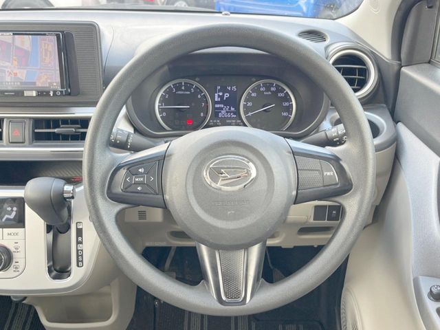 ダイハツ キャスト