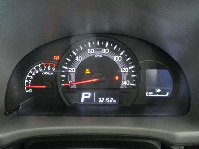 日産 NV100クリッパー