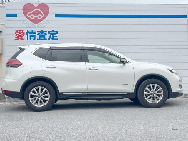 日産 エクストレイル