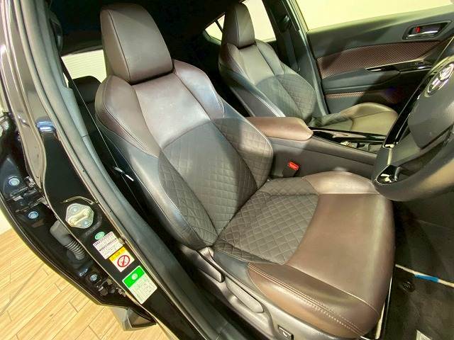 トヨタ C-HR