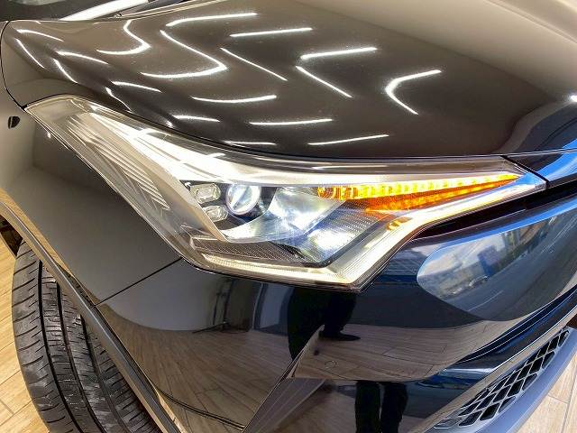 トヨタ C-HR