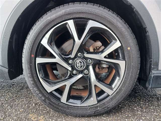 トヨタ C-HR