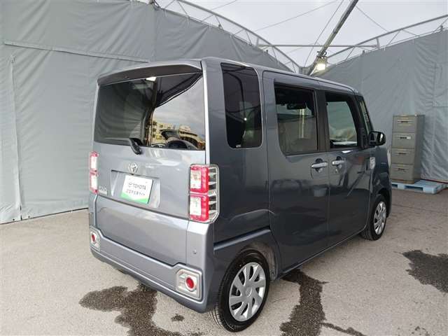 トヨタ ピクシスメガ