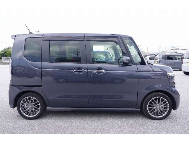ホンダ N-BOX