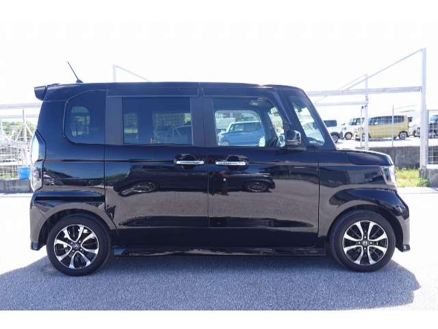 ホンダ N-BOX