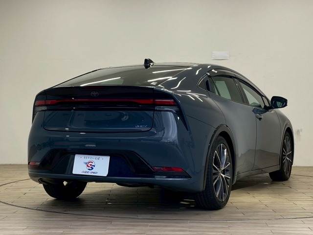 トヨタ プリウス