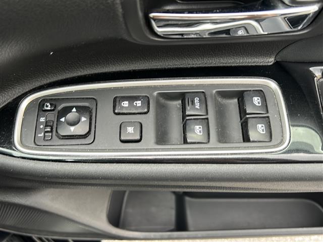 三菱 アウトランダーPHEV