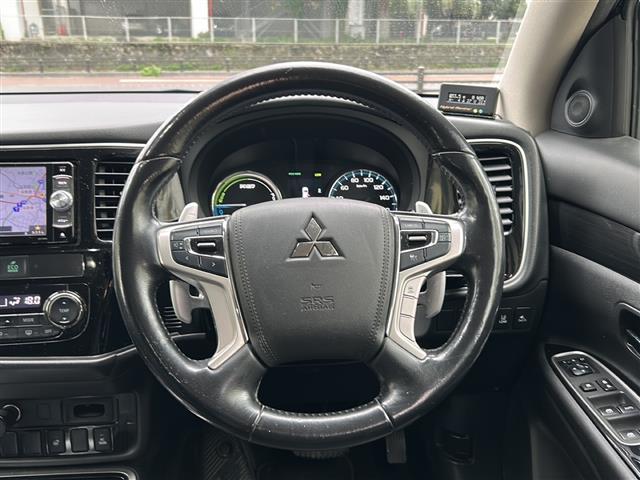 三菱 アウトランダーPHEV