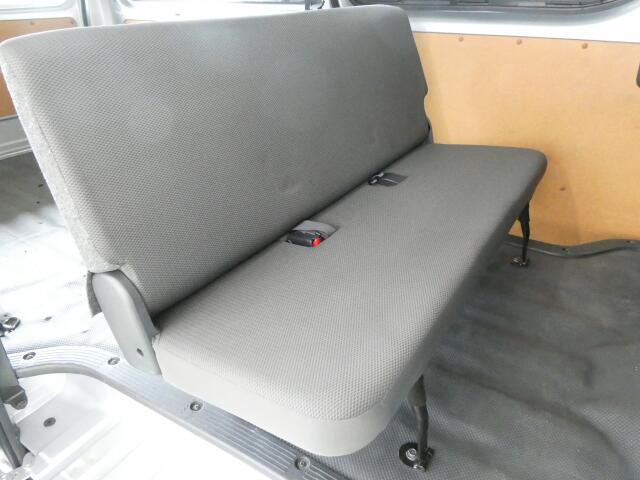 トヨタ ハイエースバン