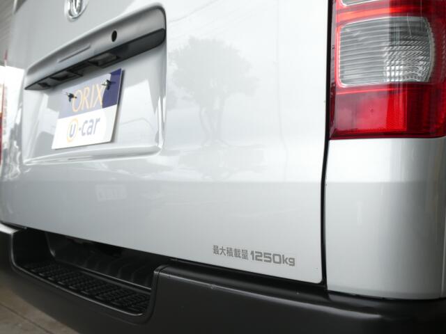 トヨタ ハイエースバン