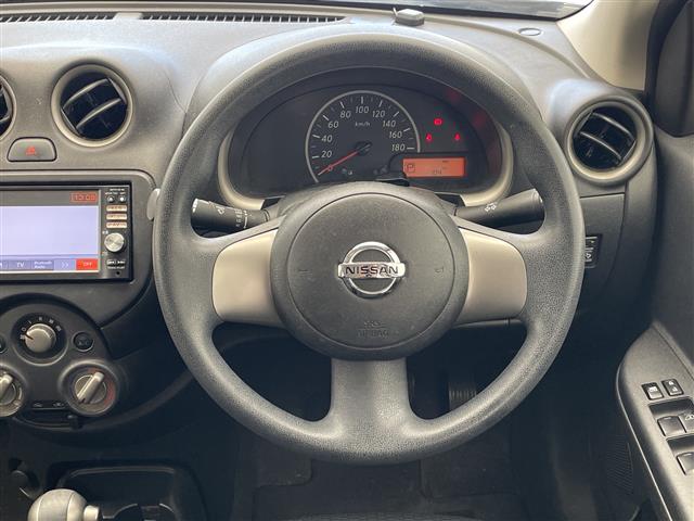 日産 マーチ