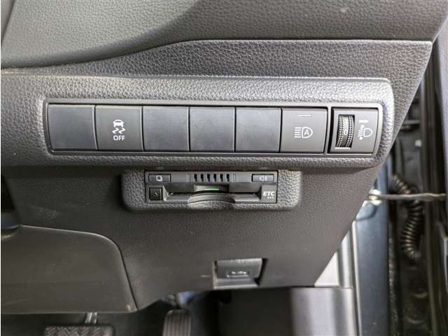 トヨタ カローラ