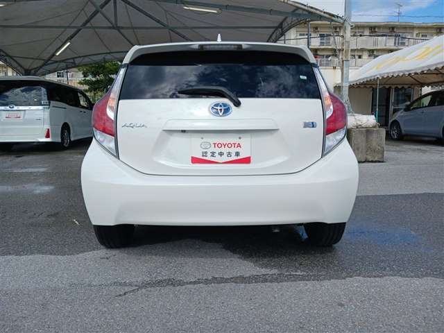 トヨタ アクア