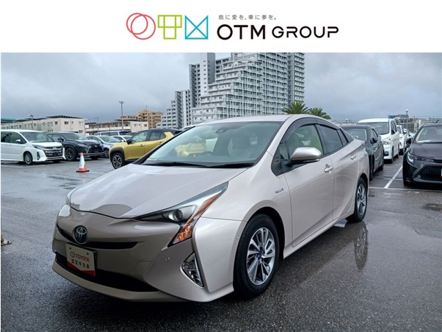 トヨタ プリウス