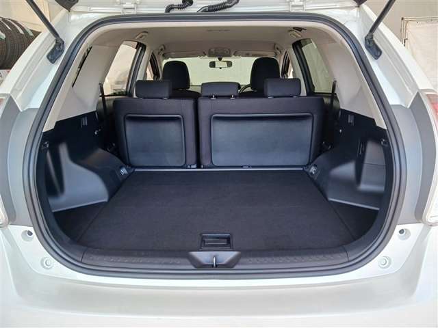 トヨタ プリウスα