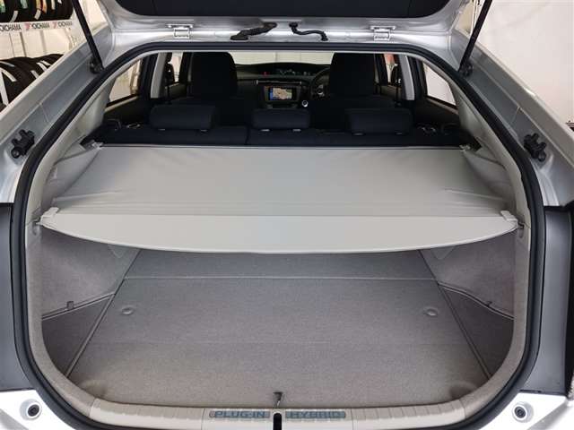 トヨタ プリウスPHV