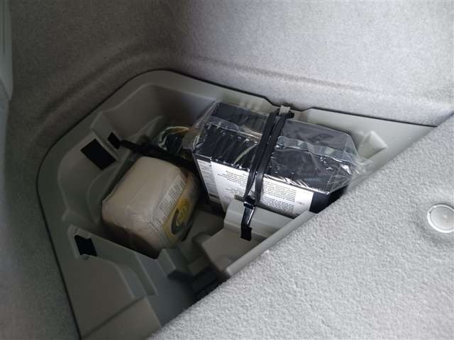 トヨタ プリウスPHV