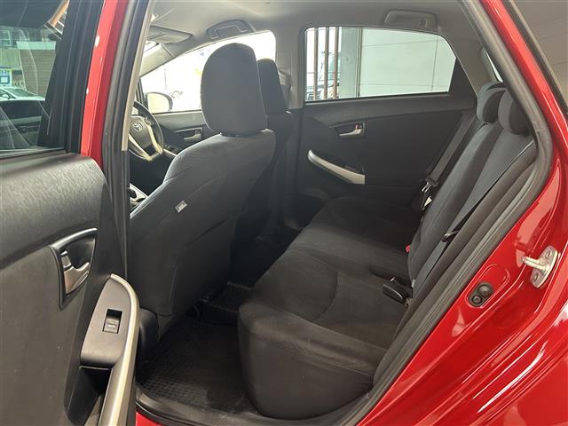 トヨタ プリウス