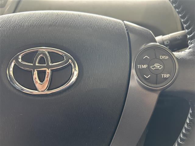 トヨタ プリウスα