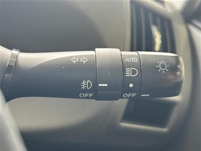 トヨタ プリウスα