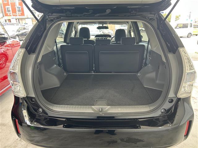 トヨタ プリウスα