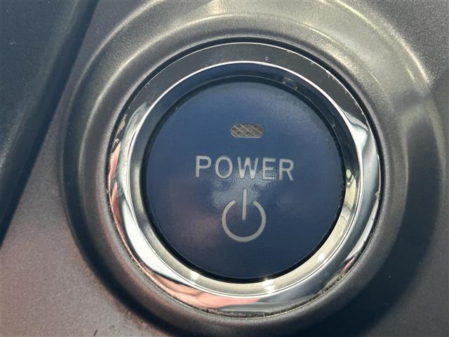 トヨタ プリウスα