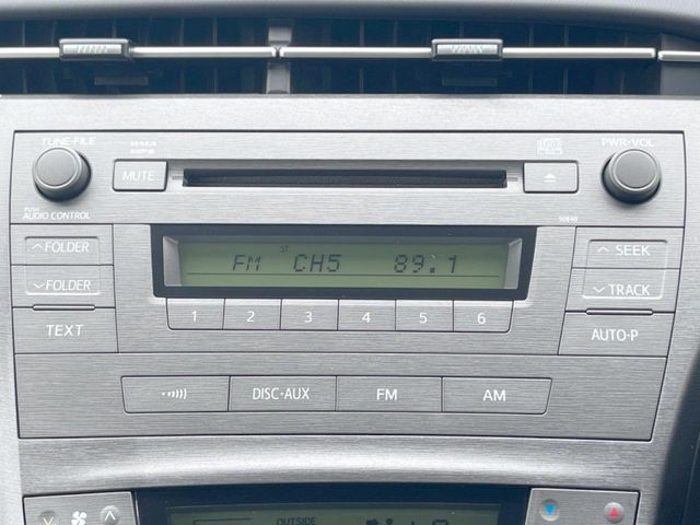 トヨタ プリウス