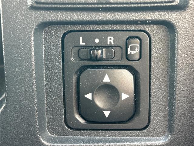 三菱 デリカD：5