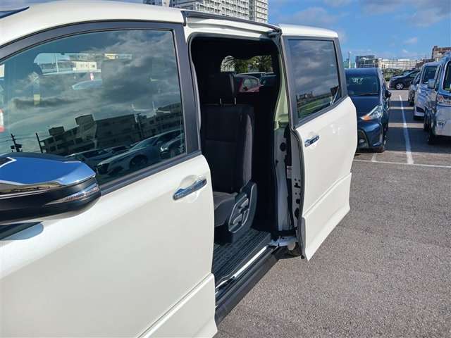 トヨタ ヴォクシー