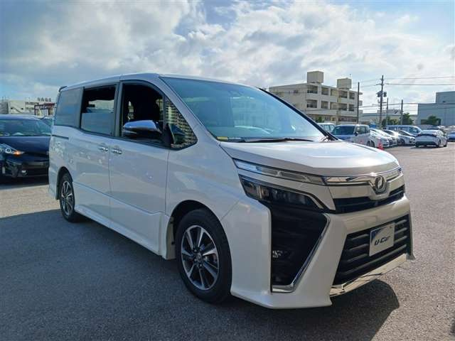 トヨタ ヴォクシー