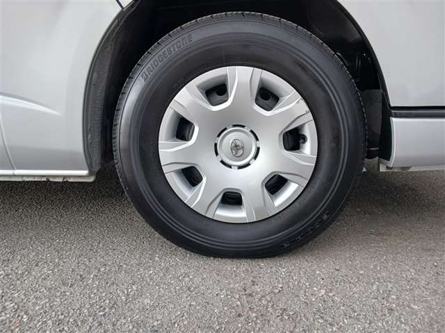 トヨタ ハイエース
