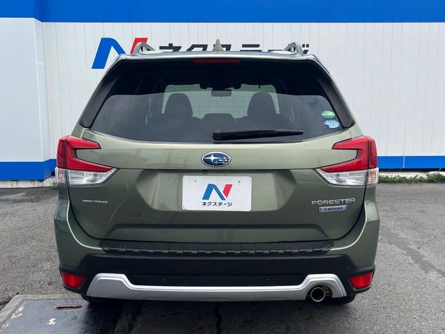 スバル フォレスター
