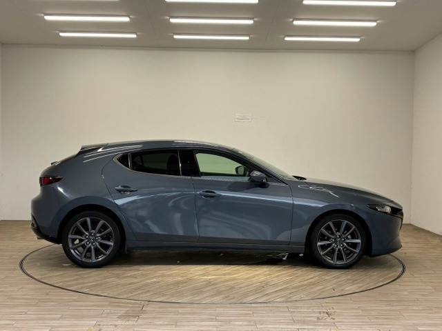 マツダ MAZDA3ファストバック