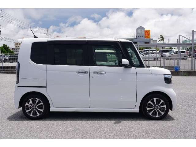 ホンダ N-BOX