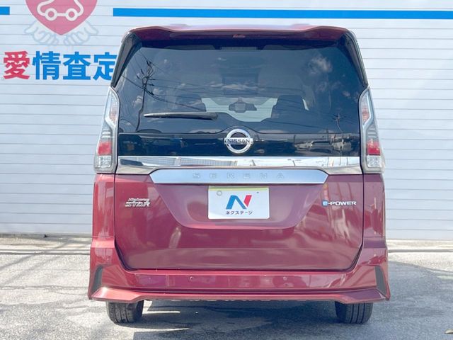 日産 セレナ