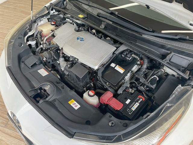 トヨタ プリウス