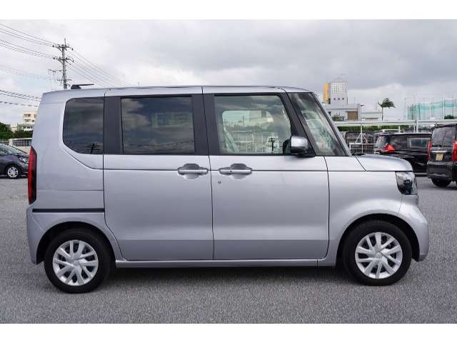 ホンダ N-BOX