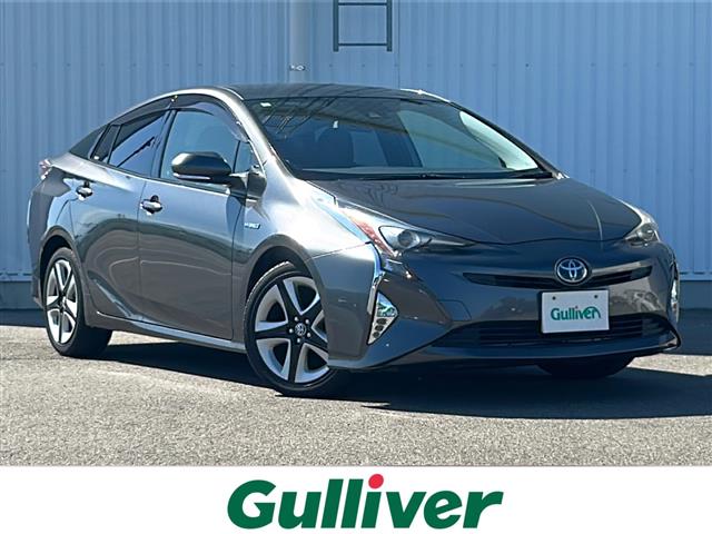 トヨタ プリウス