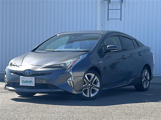 トヨタ プリウス