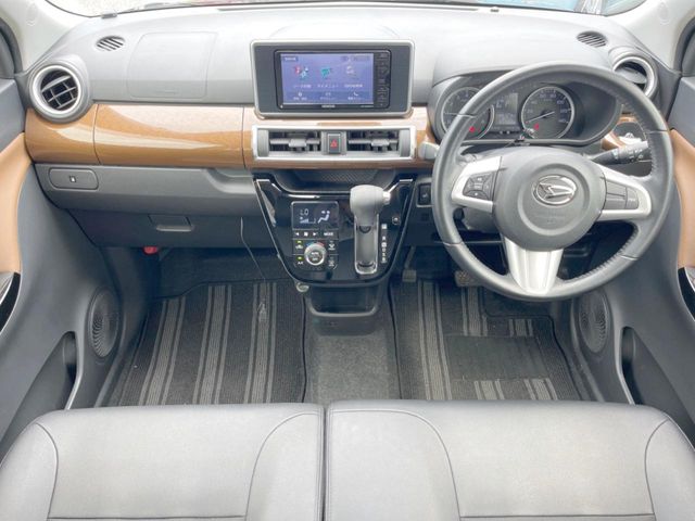 ダイハツ キャスト