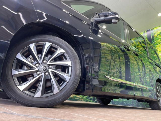 トヨタ ヴォクシー