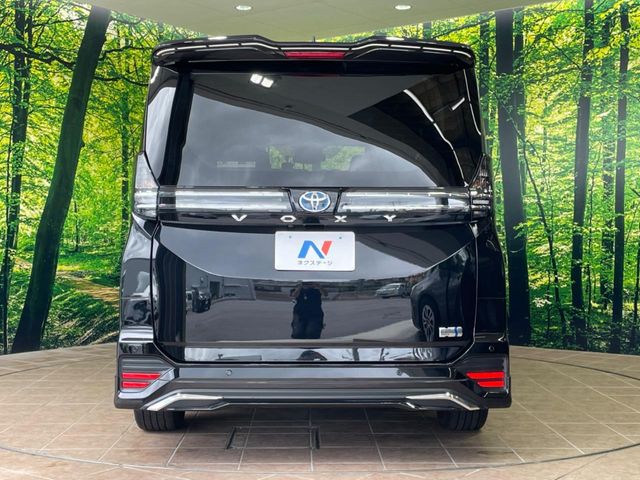 トヨタ ヴォクシー